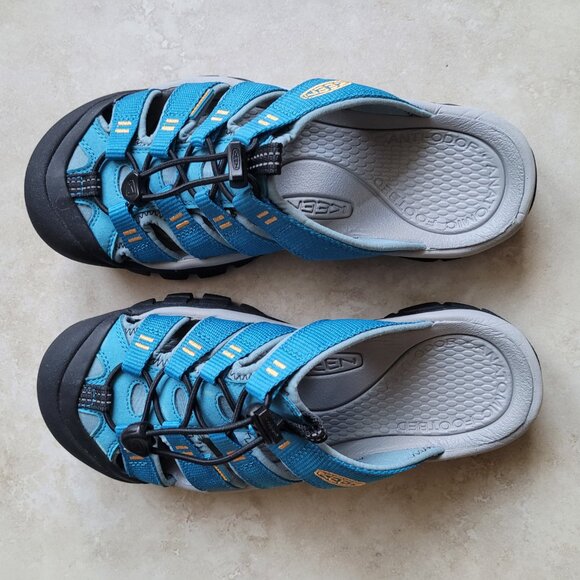 Keen Women's sz 8.5 Newport Slip On Sandals - Picture 5 of 5